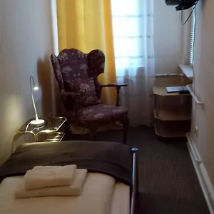 2* Hotel De Ela